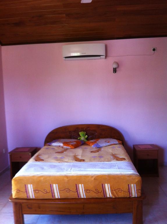 Sugandi Inn Kochchikade Dış mekan fotoğraf