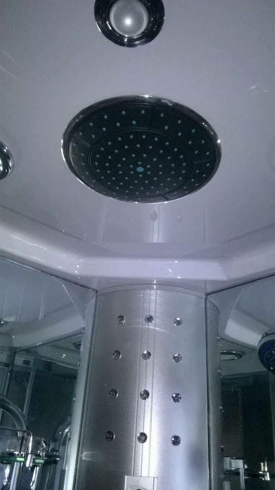 Sugandi Inn Kochchikade Dış mekan fotoğraf